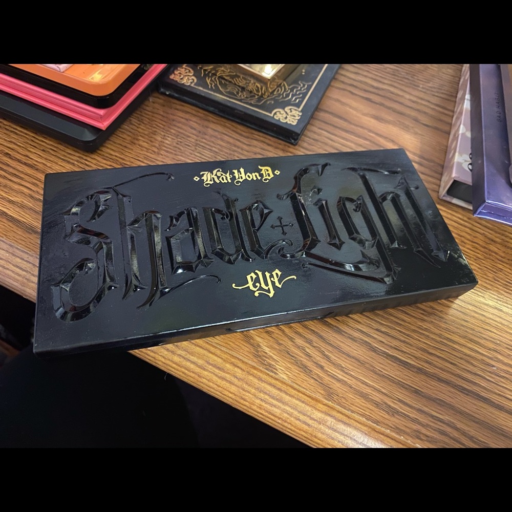 KVD Shade and Light